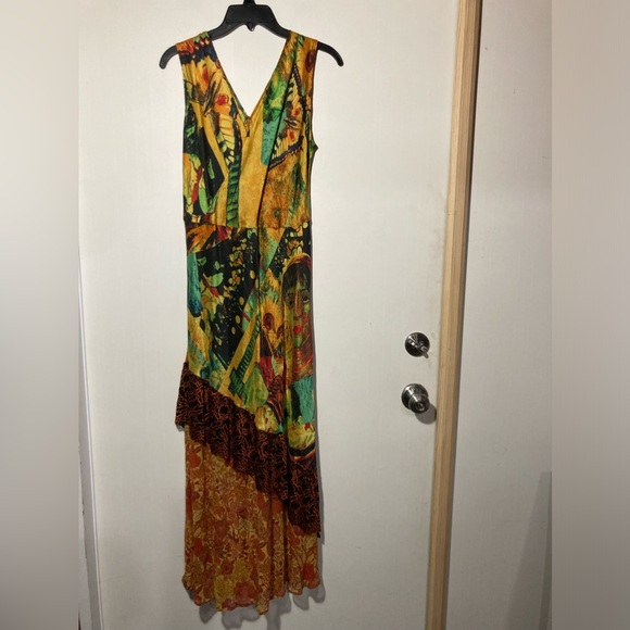 URU Stunning Silk Sleeveless Cocktail Dress Asymmetrical Tier URU Small/Medium - Picture 3 of 16